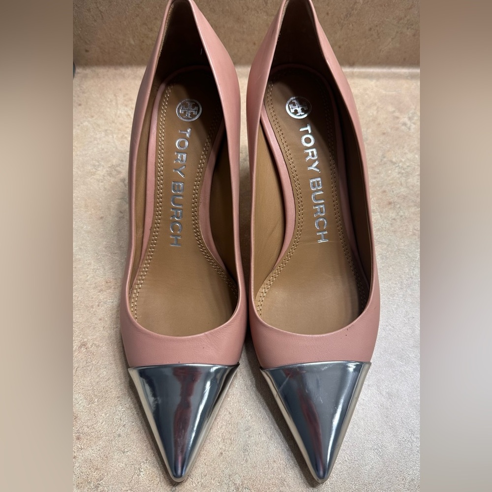 Tory Burch Barbie heels / size 7 / pink/silver / NWOT